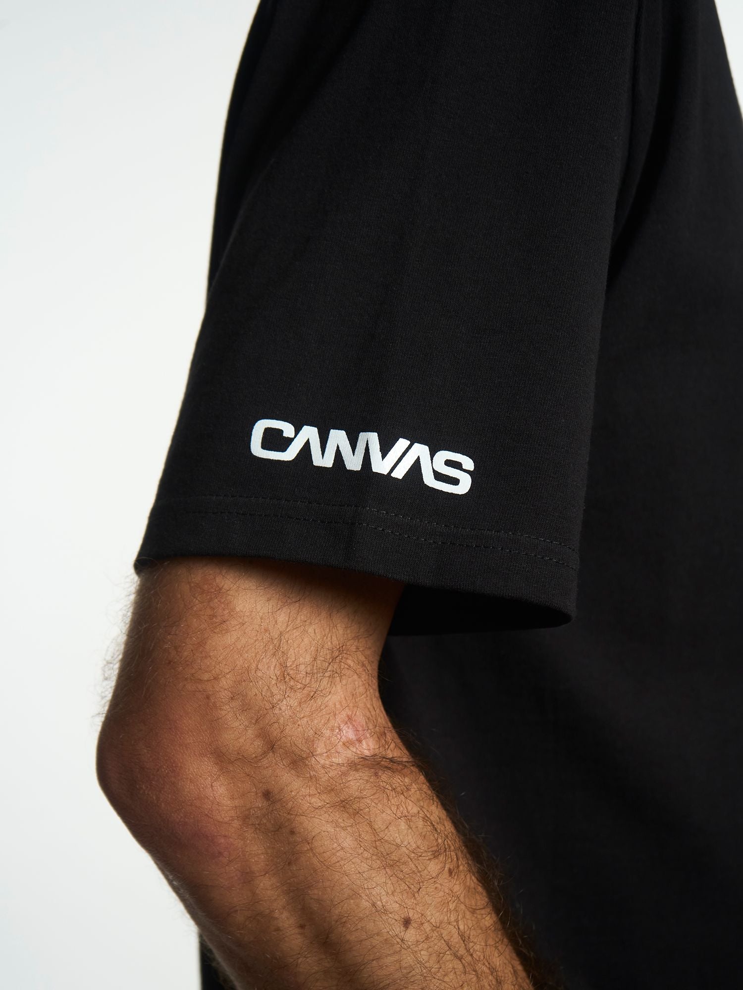 CANVAS BIG BANG TEE - Negro